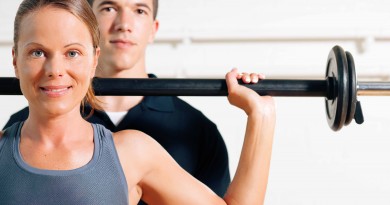Six reasons for women to train with weights